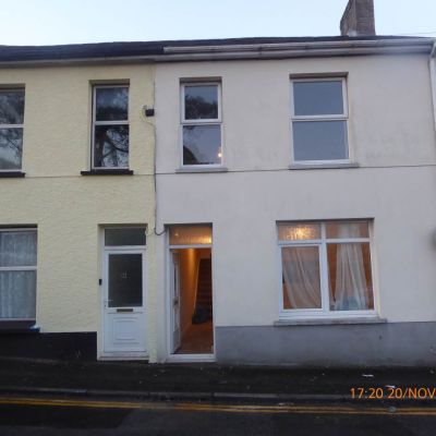 House to let in Old Station Road Carmarthen